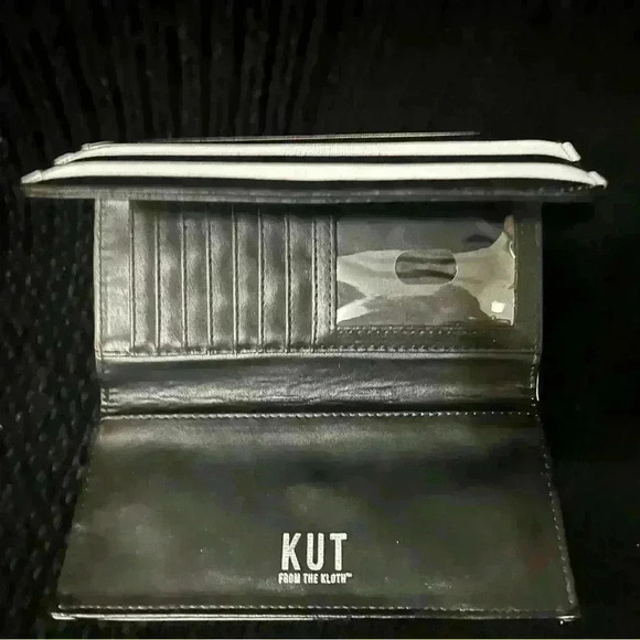 Wallet - Picture 4 of 6